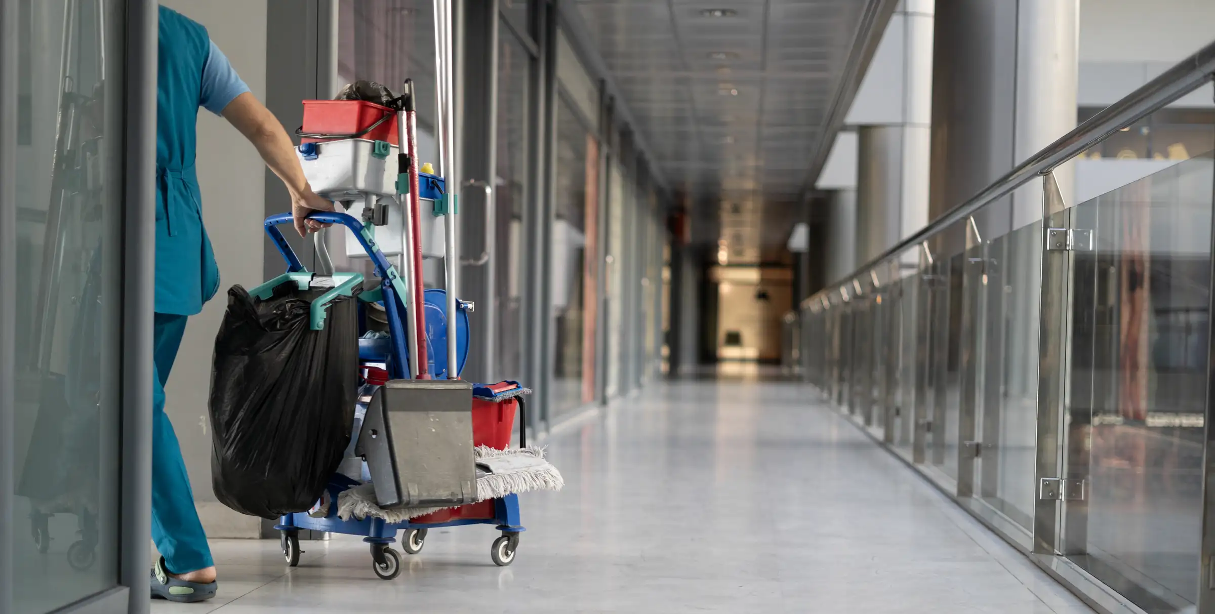 Commercial building cleaning services